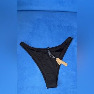 SKIMS SIGNATURE SWIM
